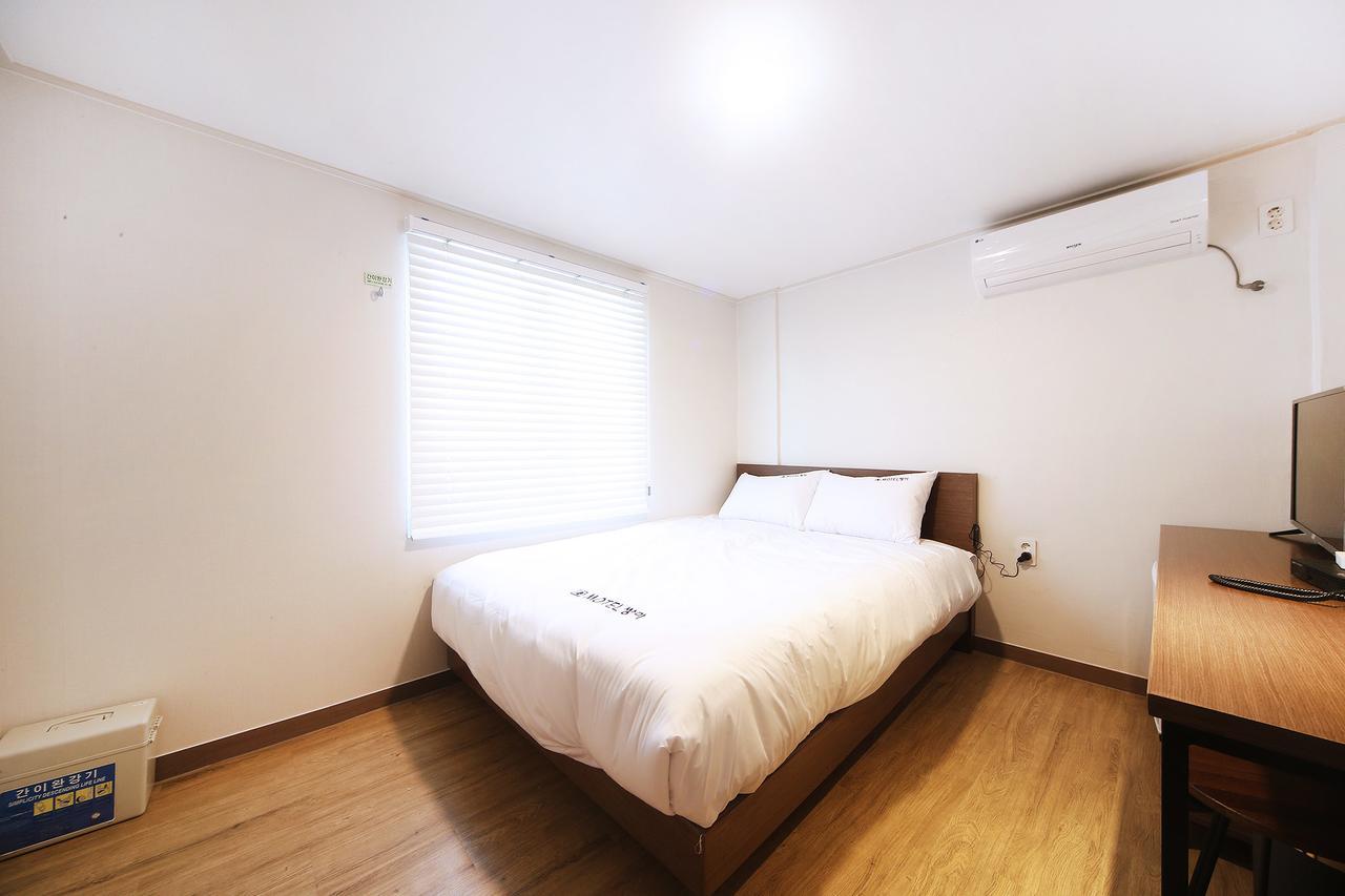 Ssangma Motel Busan Esterno foto